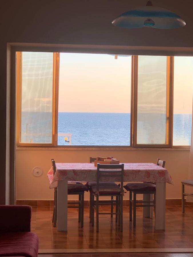 Sunset Apartment ซันตามารีเนลลา ภายนอก รูปภาพ